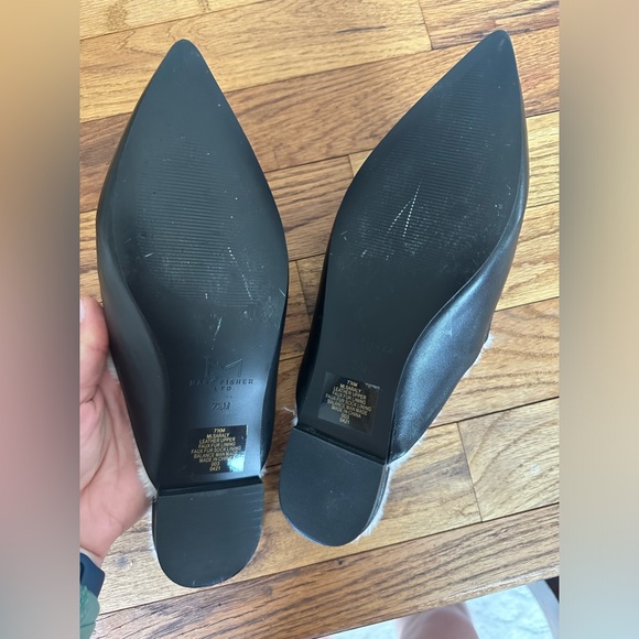 Marc Fisher leather slides with faux fur lining - Picture 2 of 6